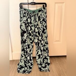 Spendid pants, women’s size large